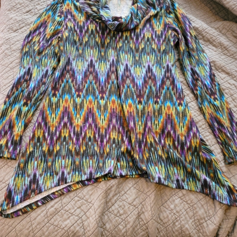 Purple tunic sweater, sharkbite hem